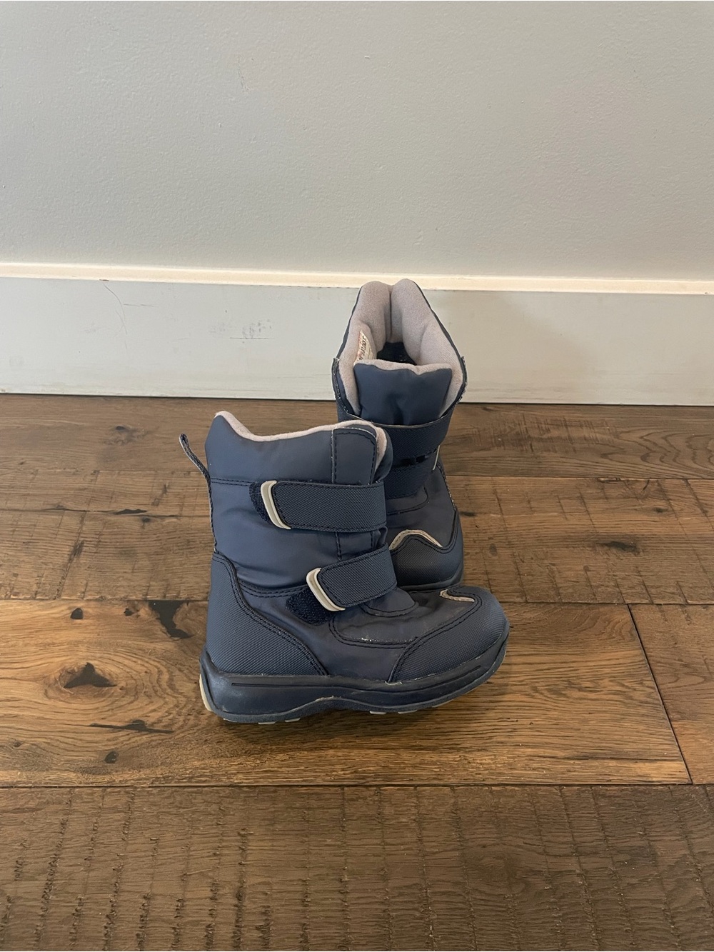 Circo Snow Boots Little Kid Size 9 Navy Blue